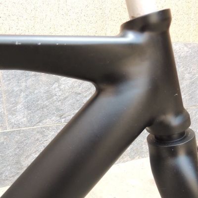 도로 자전거 빛나는 표면 처리 모드 700C 도로 자전거 프레임