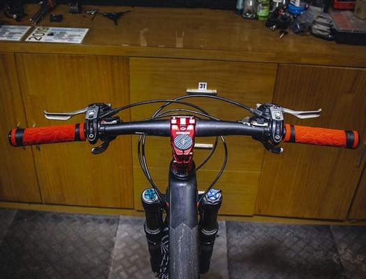 130mm * 30mm ENLEE 실리카 젤 자전거 손잡이 바 손잡이 오프로드 자전거에 적합